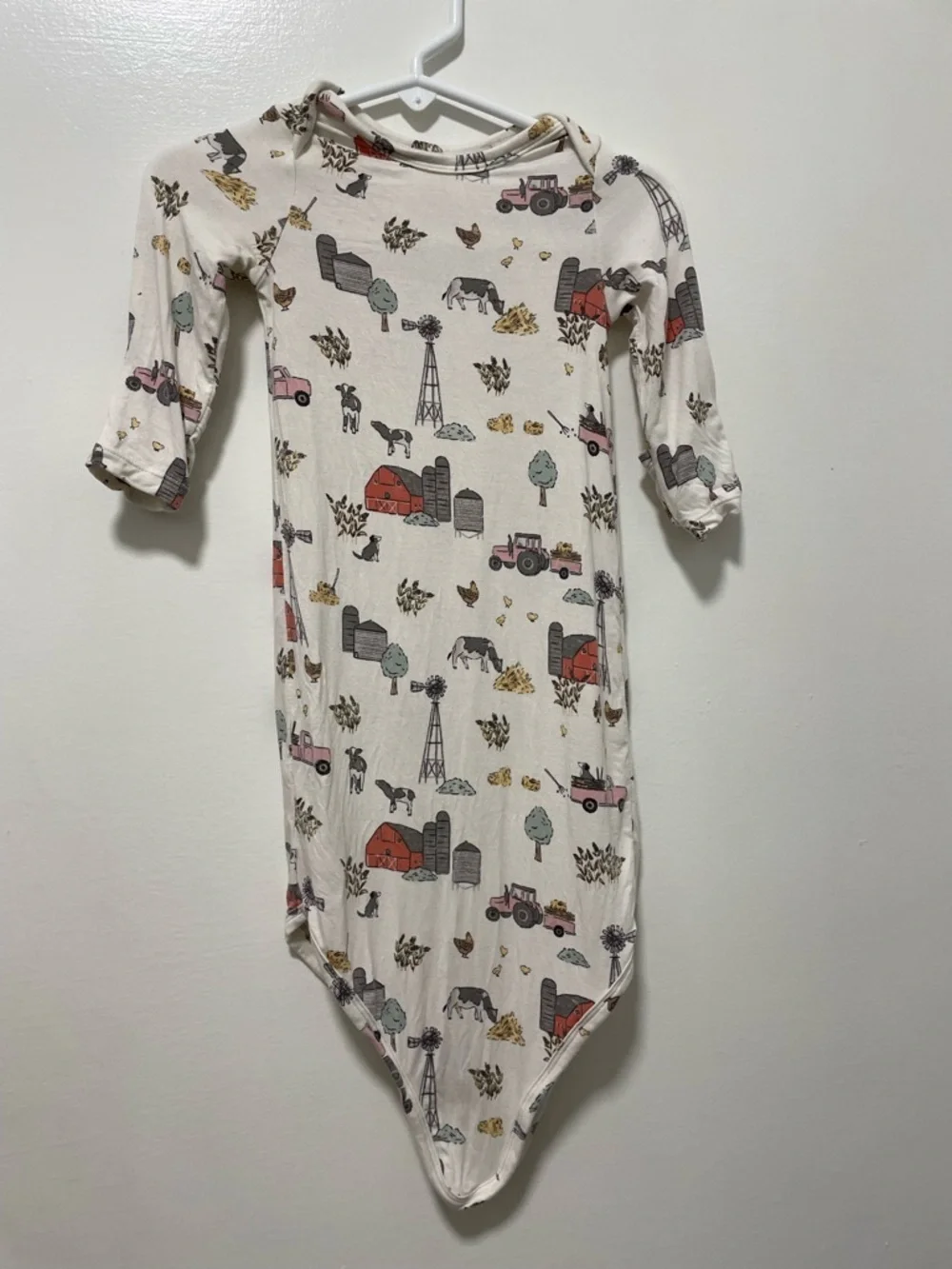 Angel Dear baby bamboo Farm-Print Sleep Gown